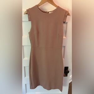Aritizia (Babaton) shift dress - Size 6 - Dusty rose colour